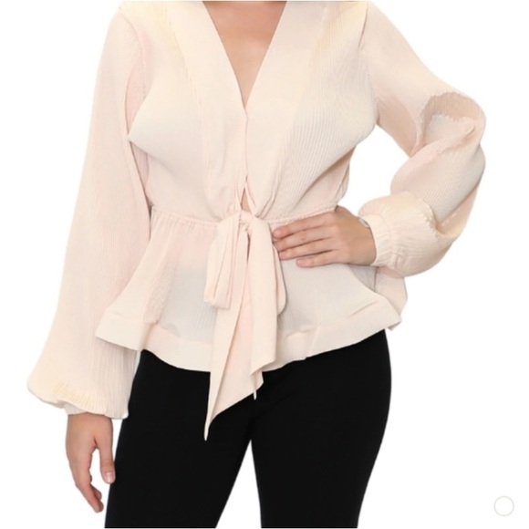 NWT Gracia Balloon Sleeve Tie Front Peplum Blouse - Picture 2 of 8